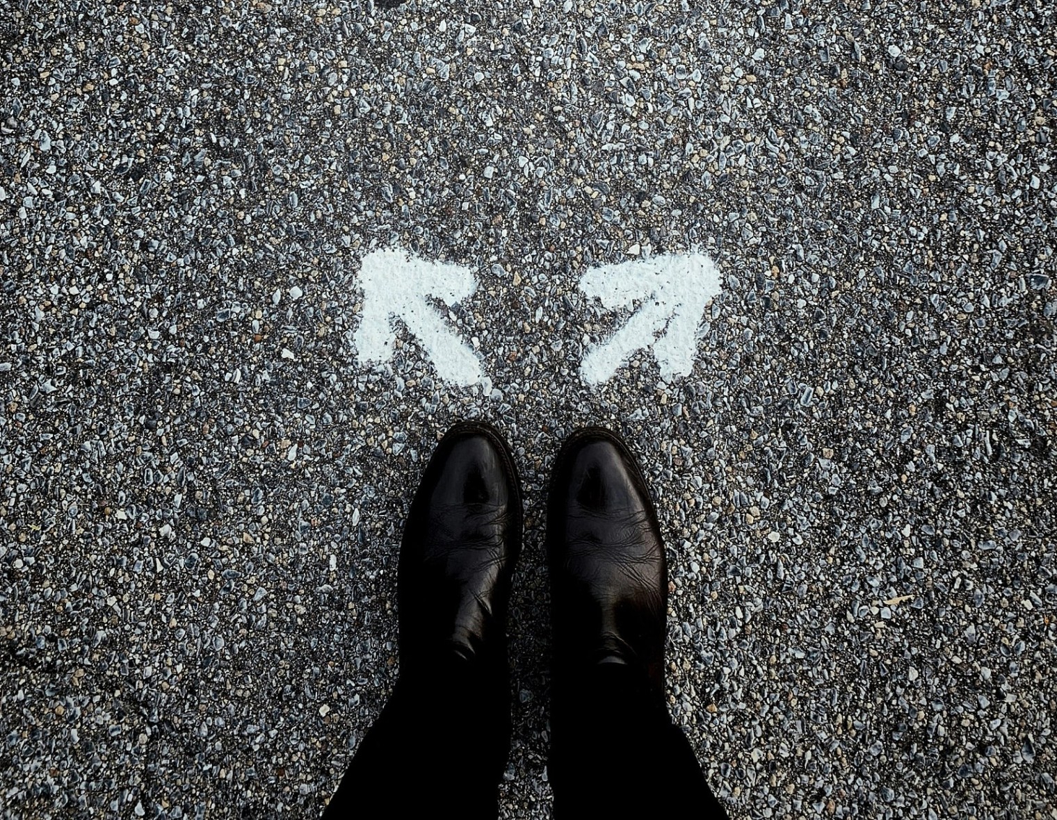 jon-tyson-PXB7yEM5LVs-unsplash.jpg