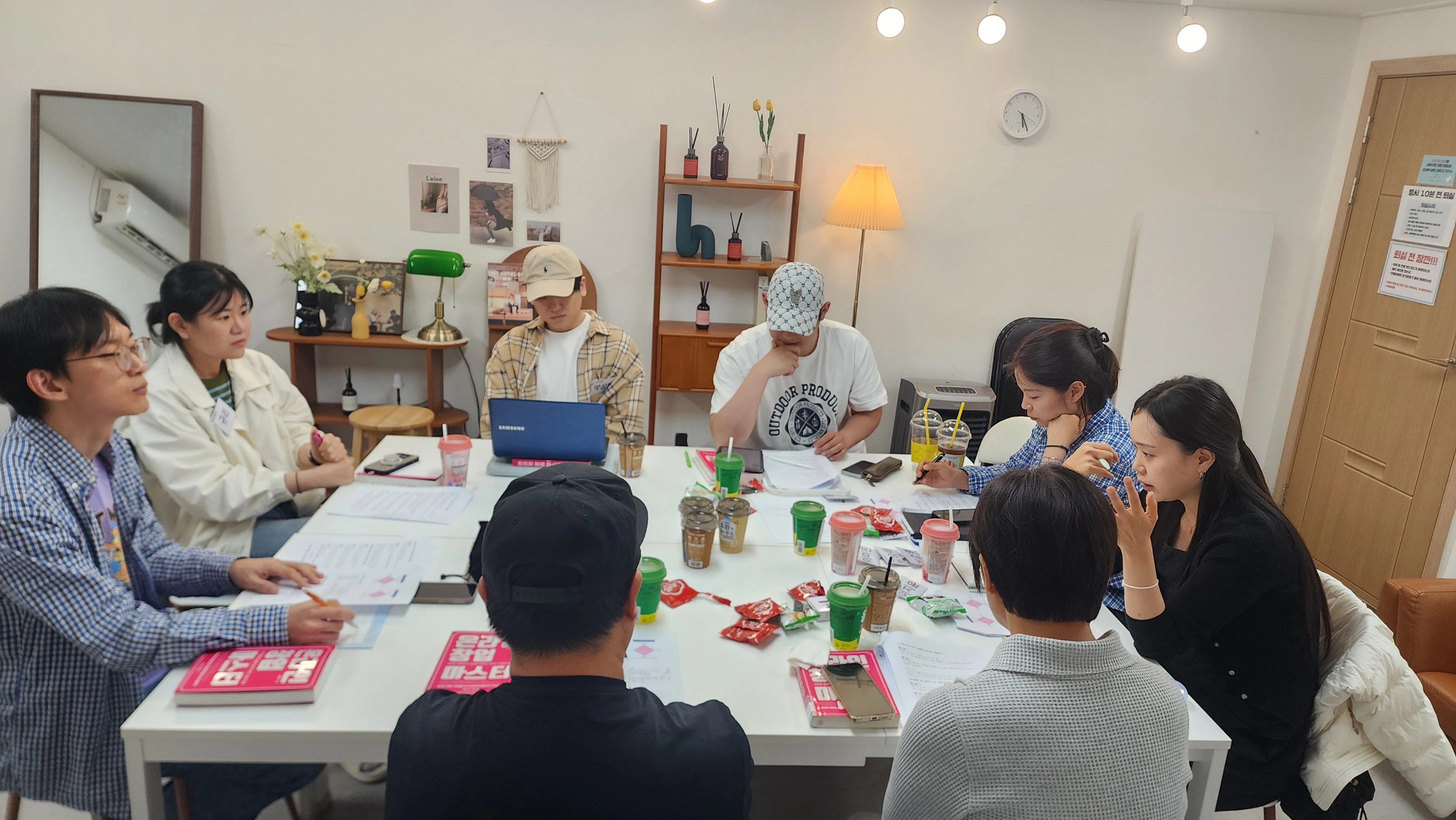 thumb-온라인 셀러가 성공하려면 재능과 노력 중 무엇이 더 중요할까? (온라인 셀러 입문 책 10권 추천)