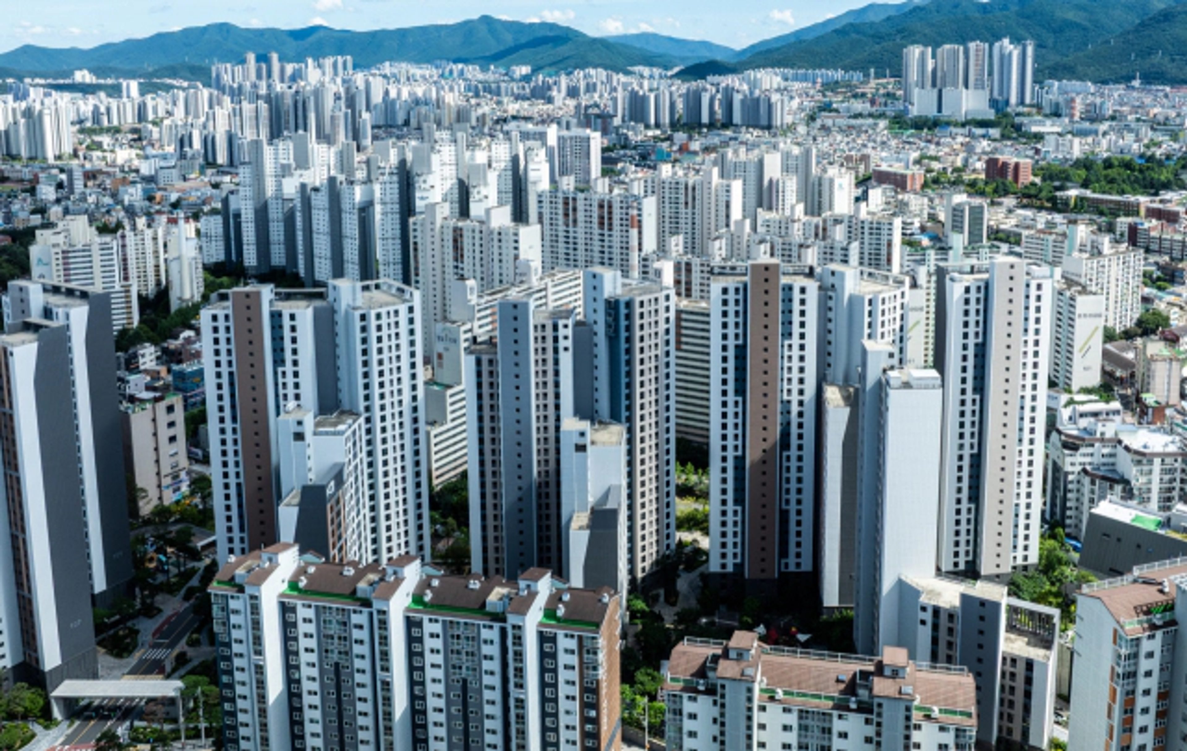 thumb-“조금 더 떨어지면 살게요”... 이 한 마디가 김 대리의 자산 5억을 지웠습니다.