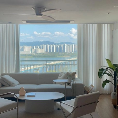 한강뷰거실의 사진 검색결과 781개 | 라이프스타일 슈퍼앱, 오늘의집