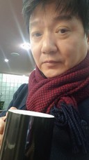 user-avatar