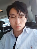 user-avatar