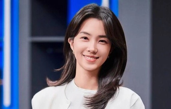JTBC 아나운서 강지영, 14년만 퇴사…프리랜서 선언 < Hot issue < 기사본문 - 한국문화관광신문