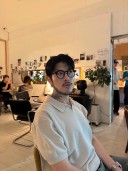 user-avatar