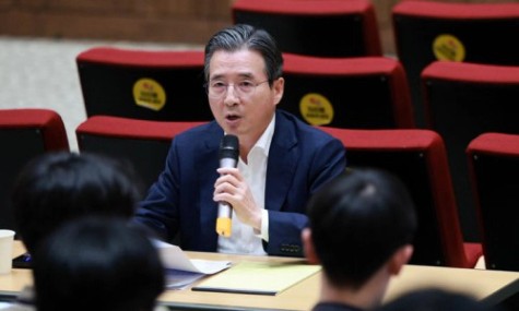 김용범 정책실장 "부동산 안정 필요하다면 세금도…필요한 수단 쓴다"