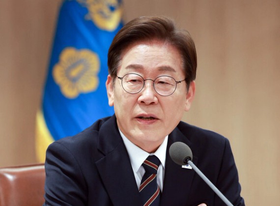 이재명 민생회복지원금 - 대한민국 대통령의 모두발언 장면