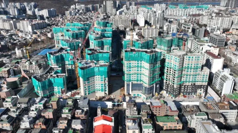 전용 84㎡ 분양가 24억원…'래미안 원페를라'가 5억 로또?